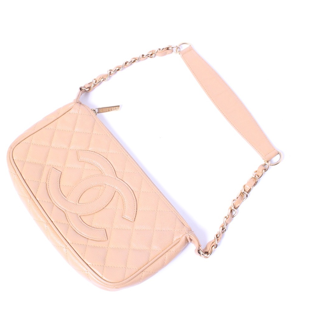 Chanel quilted caviar shoulder bag